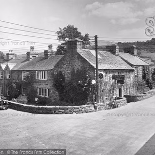 llanbedr-the-victoria-hotel-1935_87021_large.jpg